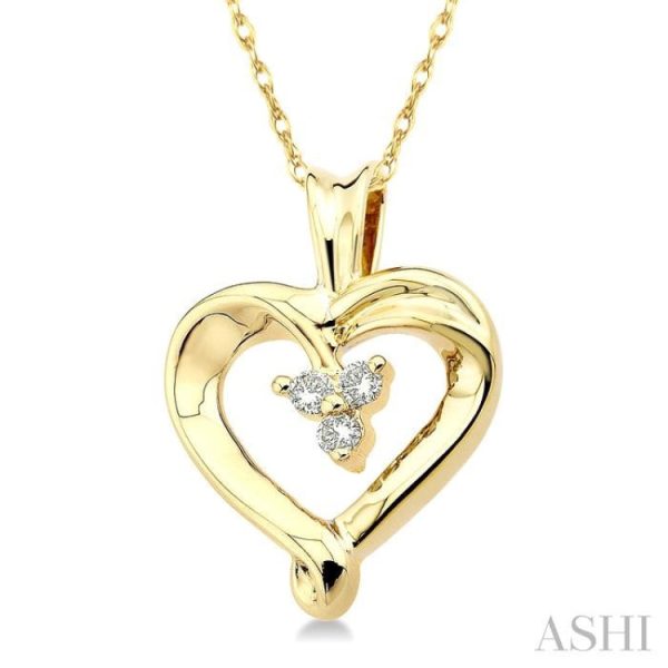 1 20 Ctw Round Cut Diamond Heart Pendant in 10K Yellow Gold with Chain Fashion