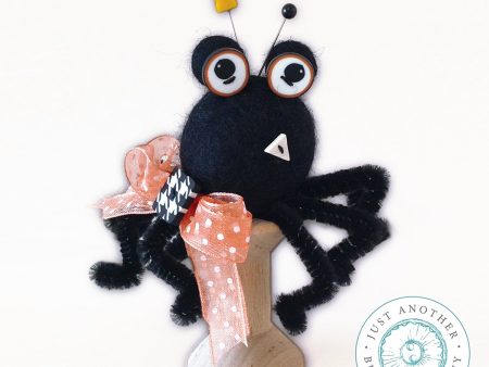 Itsy Bitsy Spider Spoolkeep Pincushion -- supplies only Online